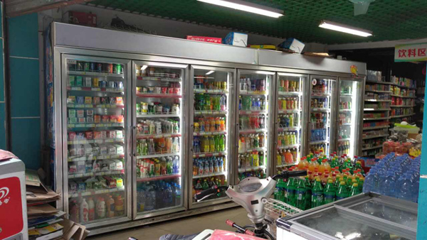 七門飲料柜