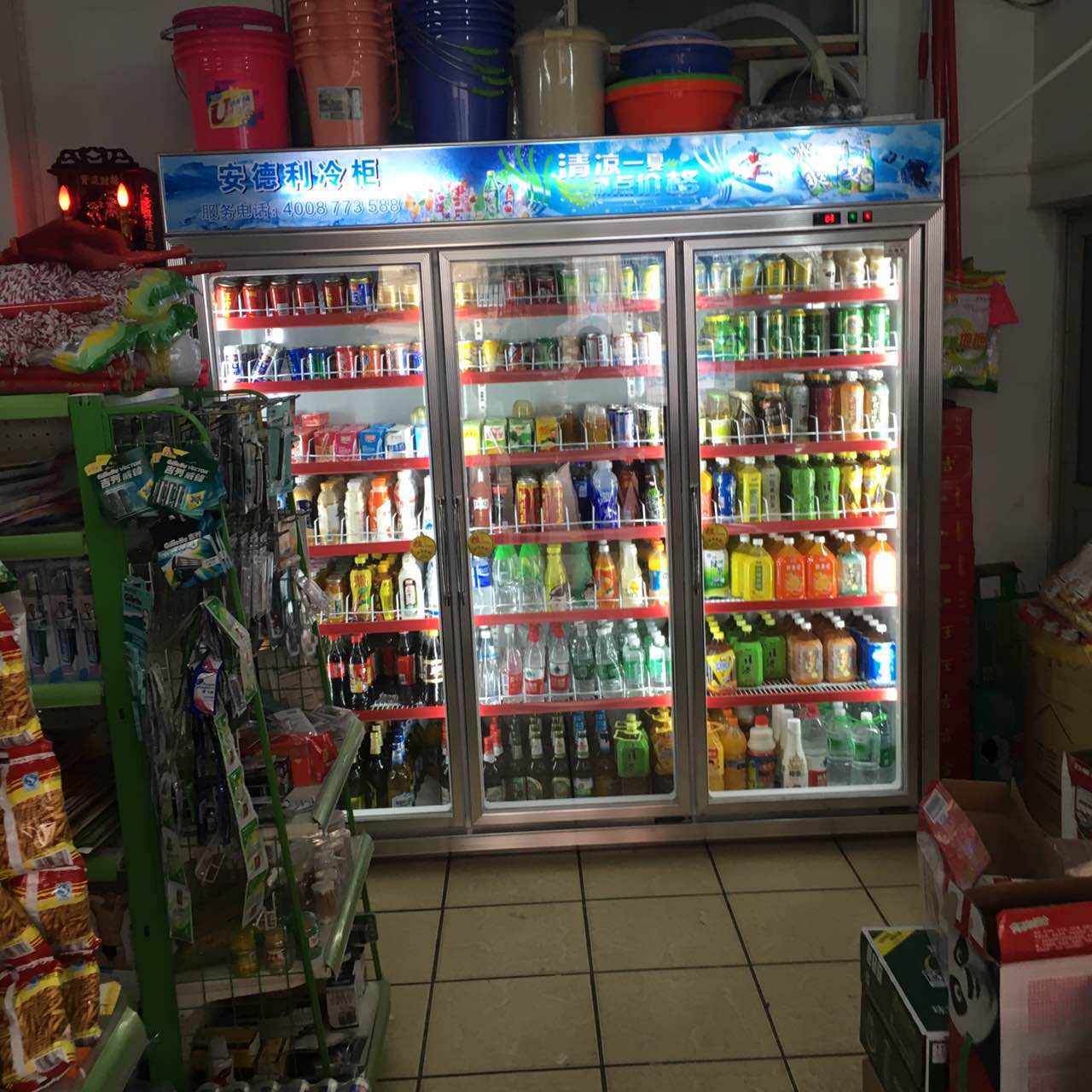 華聯(lián)超市三門(mén)飲料冷藏展示柜