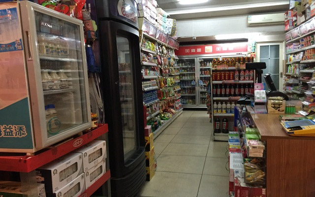 萬嘉超市四門飲料柜