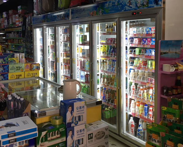 正大好超市六門飲料展示柜